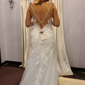 Wedding dress PRICE DROPPED